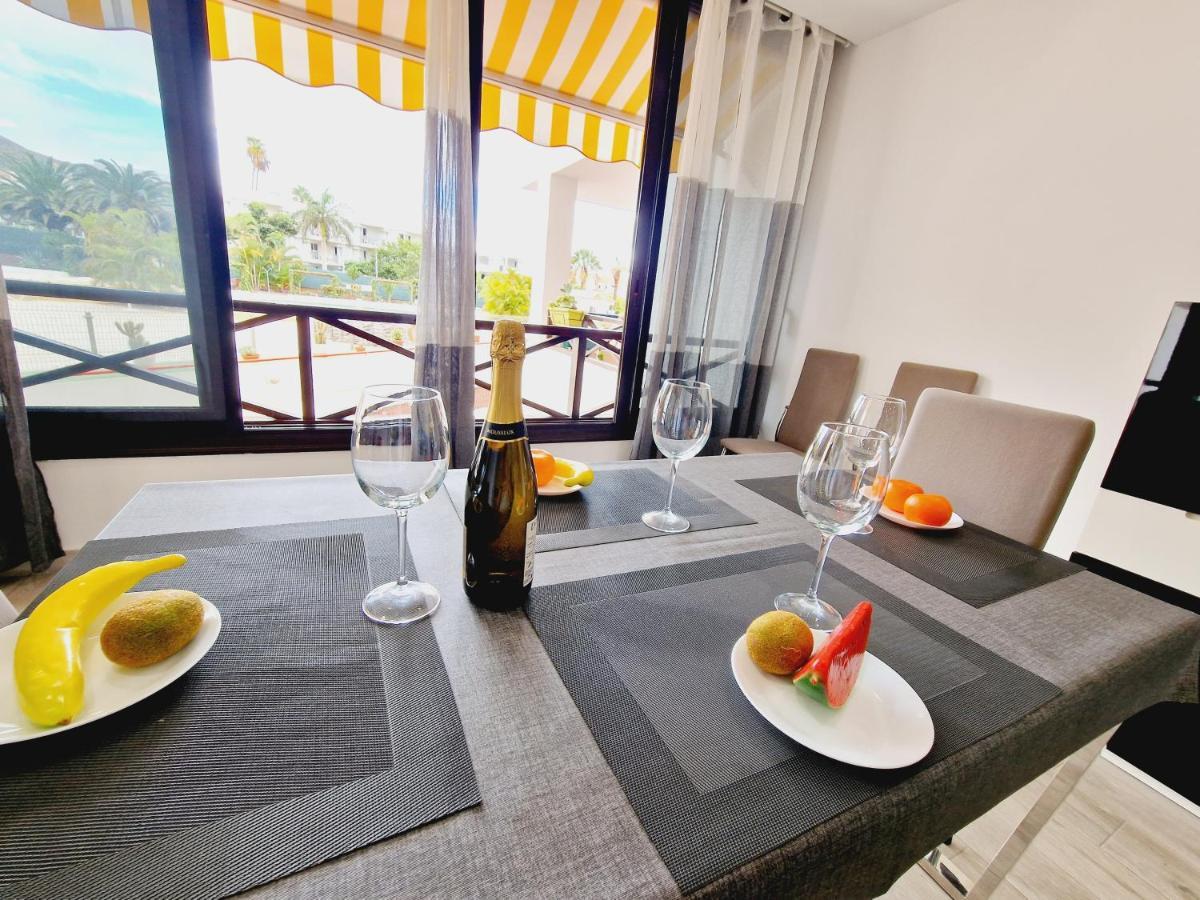 Luxury San Marino Apartment & Pool View Los Cristianos  Εξωτερικό φωτογραφία