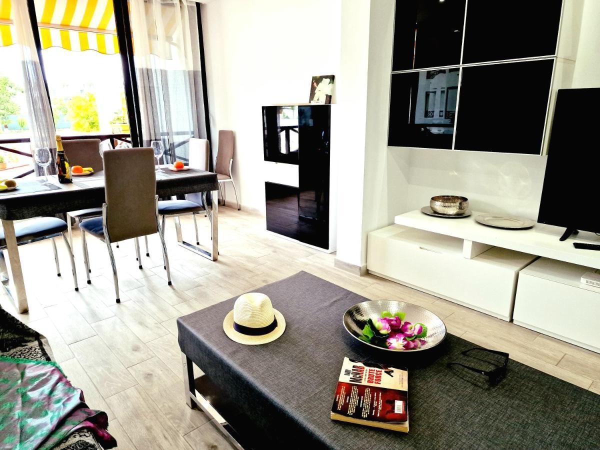 Luxury San Marino Apartment & Pool View Los Cristianos  Εξωτερικό φωτογραφία