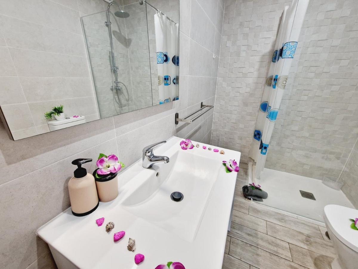Luxury San Marino Apartment & Pool View Los Cristianos  Εξωτερικό φωτογραφία