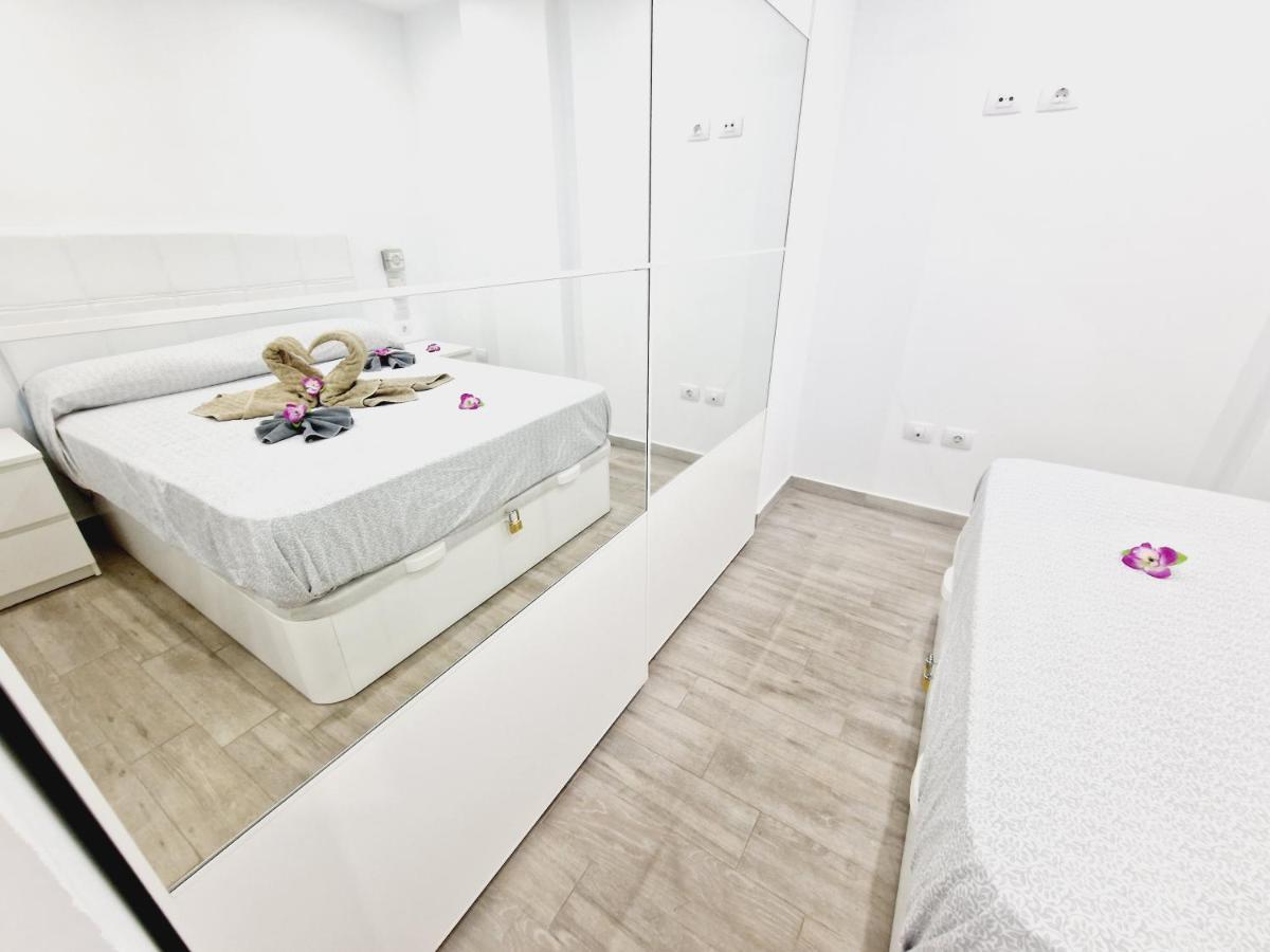 Luxury San Marino Apartment & Pool View Los Cristianos  Εξωτερικό φωτογραφία